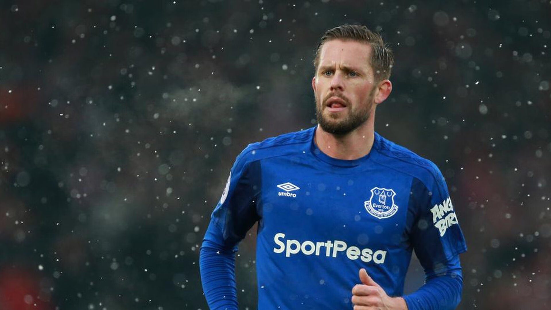 乐鱼体育平台-“德国足球火药味十足，争冠局势日益激烈”，德国足球强大