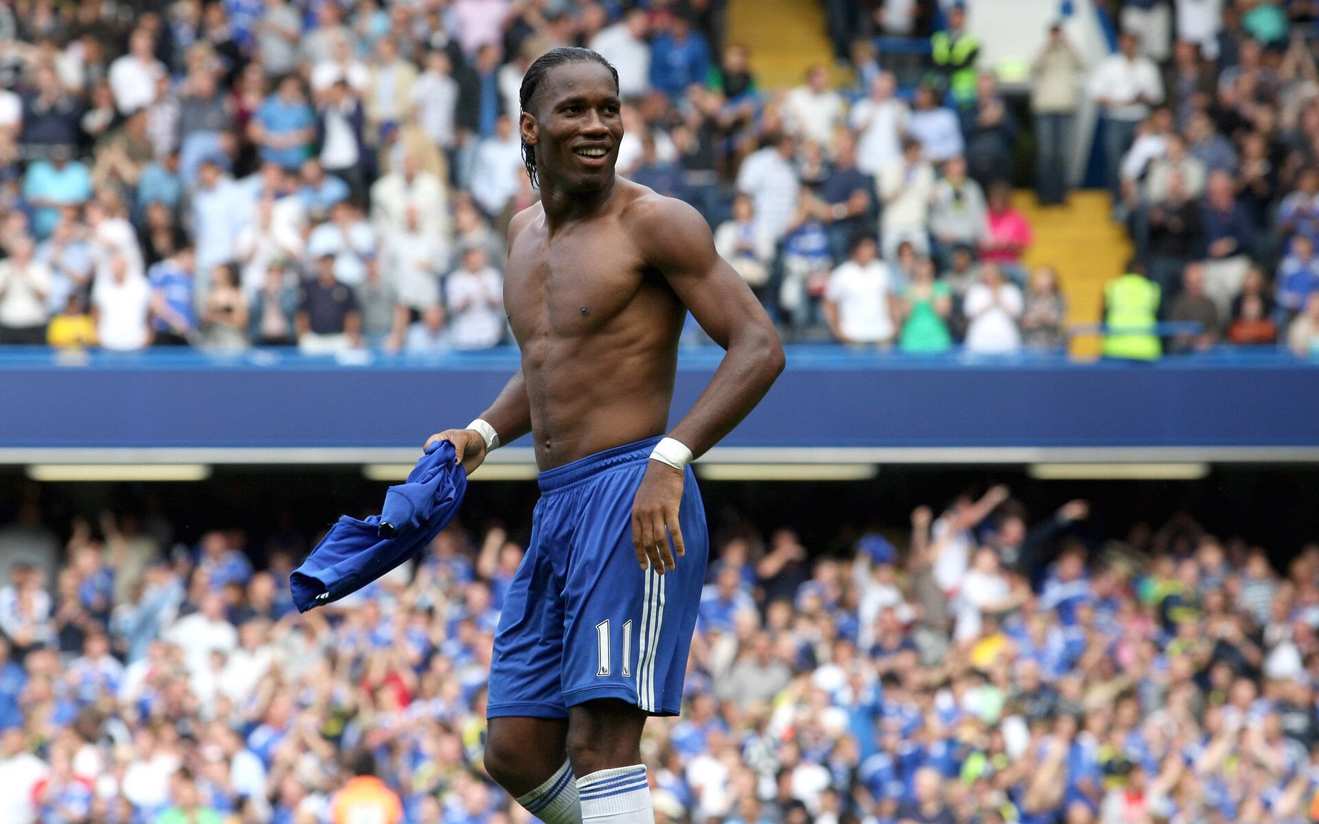 意甲：那不勒斯1-0赢下热那亚，奥斯梅恩中柱后逆转成功，那不勒斯主力门将