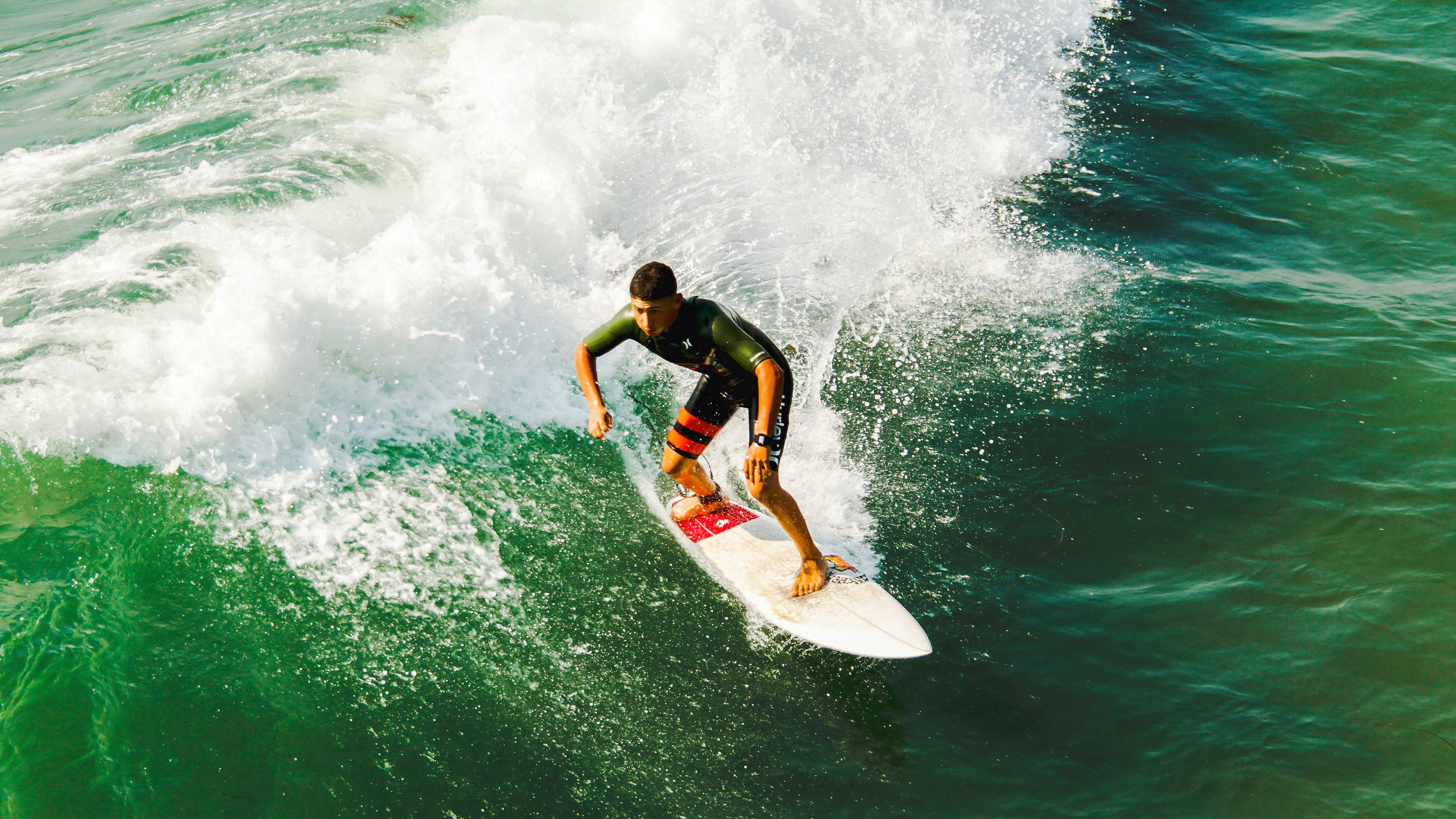 绝境求生：球队在困境中挣扎出线的全过程，绝境求生是什么意思